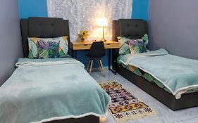 Sapphire House At Pantai Tengah